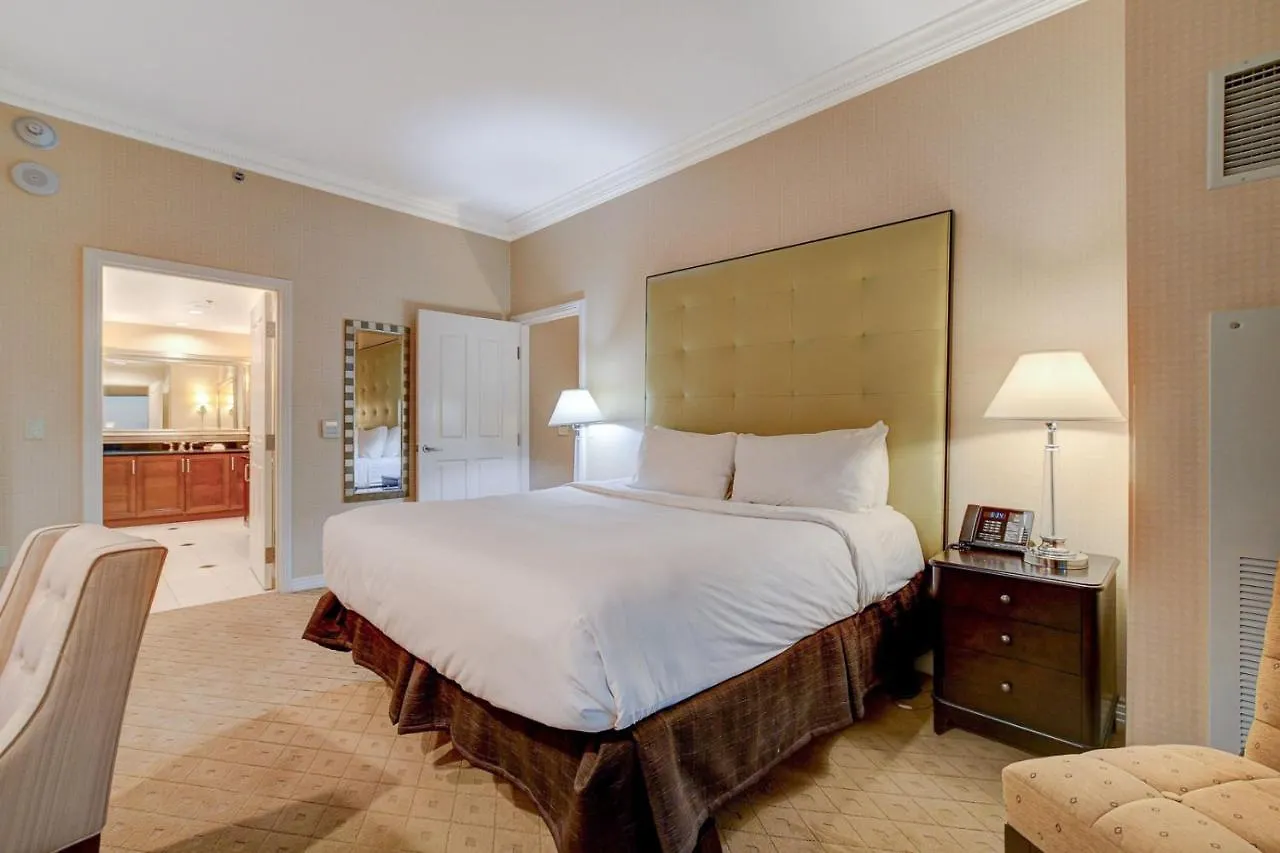 29Th Ph Mgm Signature Suite With A Massive Balcony Aparthotel